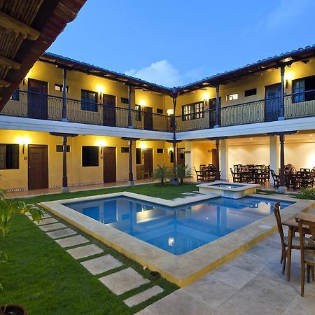Hotel La Pergola Гранада Екстериор снимка